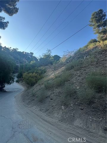 540 Rustic Dr, Los Angeles, CA 90065