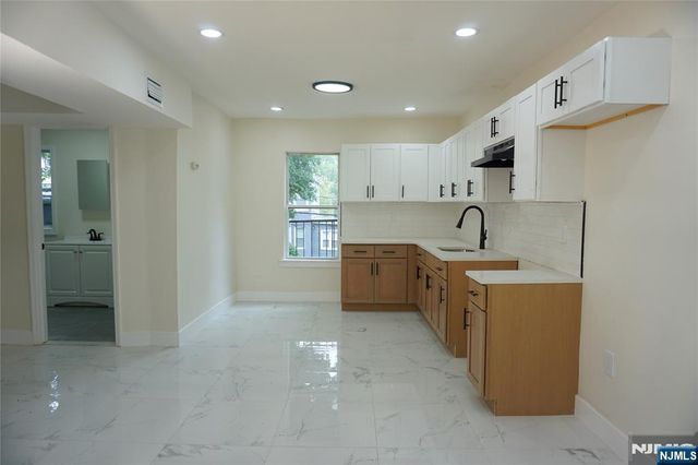 116 19th Street, East Orange, NJ 07017