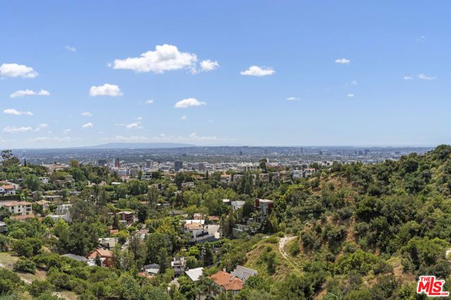 2759 Creston Drive, Los Angeles, CA 90068