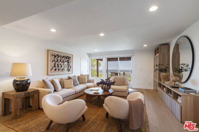 2759 Creston Drive, Los Angeles, CA 90068