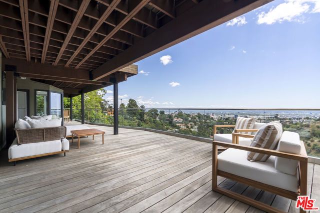 2759 Creston Drive, Los Angeles, CA 90068