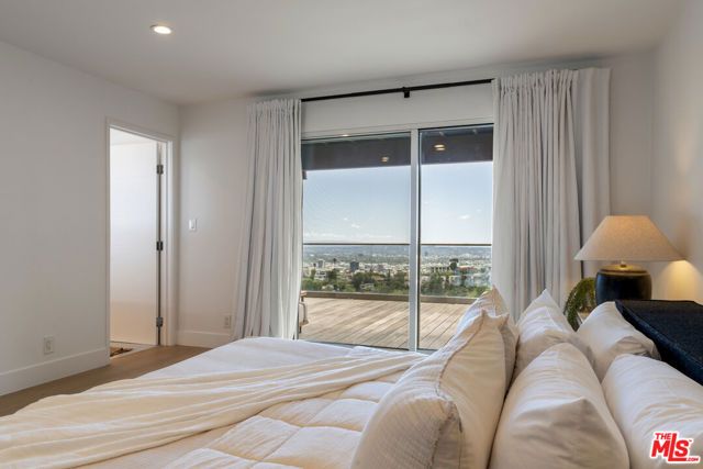 2759 Creston Drive, Los Angeles, CA 90068