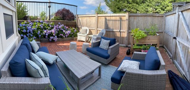 21 Prospect St 1, Boston, MA 02129