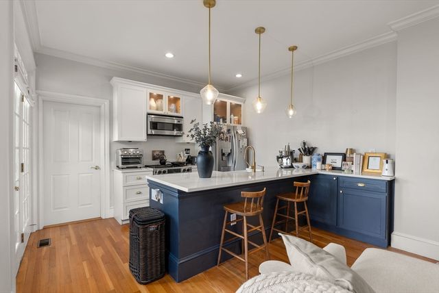 21 Prospect St 1, Boston, MA 02129