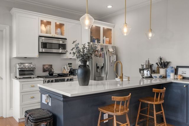 21 Prospect St 1, Boston, MA 02129