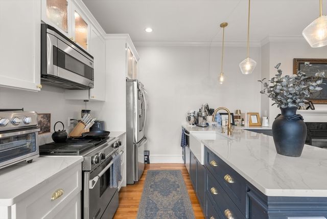 21 Prospect St 1, Boston, MA 02129