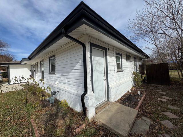 1113 Roosevelt Street, Arlington, TX 76011