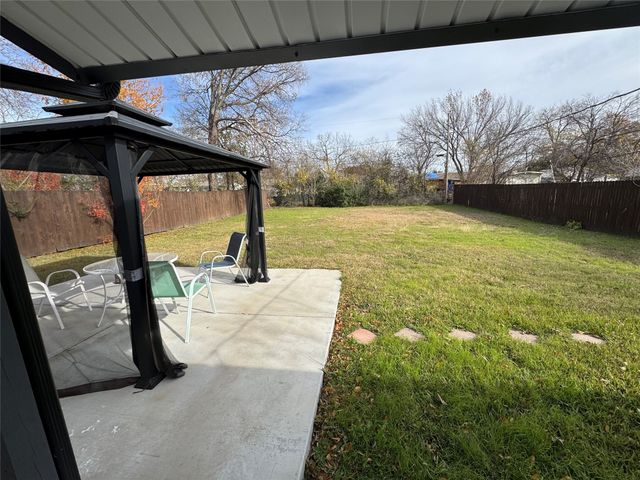 1113 Roosevelt Street, Arlington, TX 76011