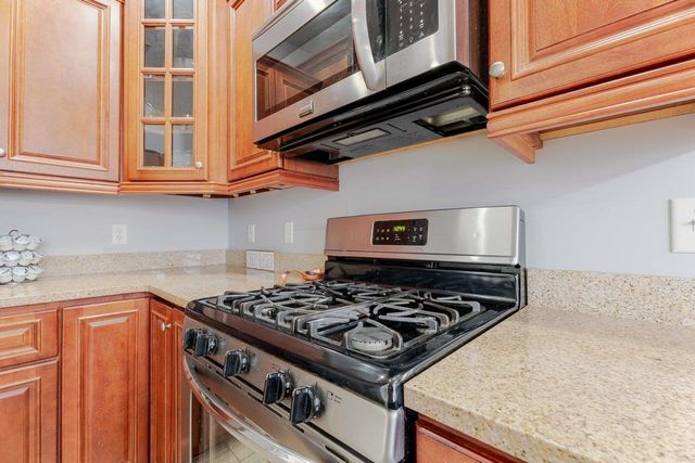 1428 MANDOLIN AVE, Grottoes, VA 24441