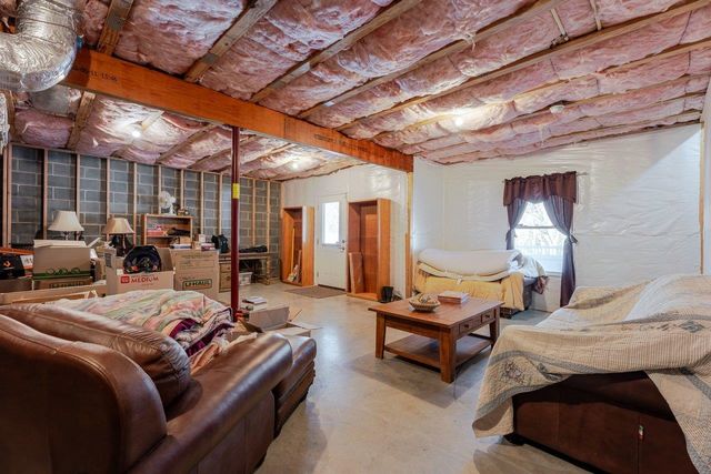 1428 MANDOLIN AVE, Grottoes, VA 24441