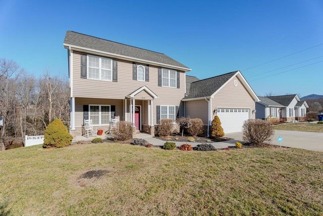 1428 MANDOLIN AVE, Grottoes, VA 24441