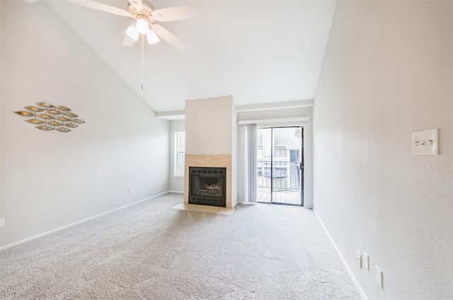 10811 Richmond Avenue 124, Houston, TX 77042