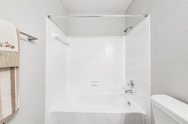 10811 Richmond Avenue 124, Houston, TX 77042