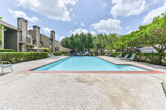 10811 Richmond Avenue 124, Houston, TX 77042
