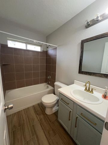3634 Du Bois Street, Houston, TX 77051