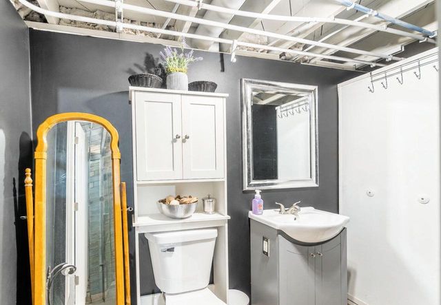 9771 S Austin STREET, Oak Creek, WI 53154