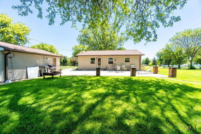 9771 S Austin STREET, Oak Creek, WI 53154