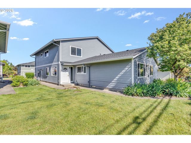 1537 Ne KANE Dr, Gresham, OR 97030