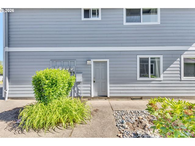 1537 Ne KANE Dr, Gresham, OR 97030