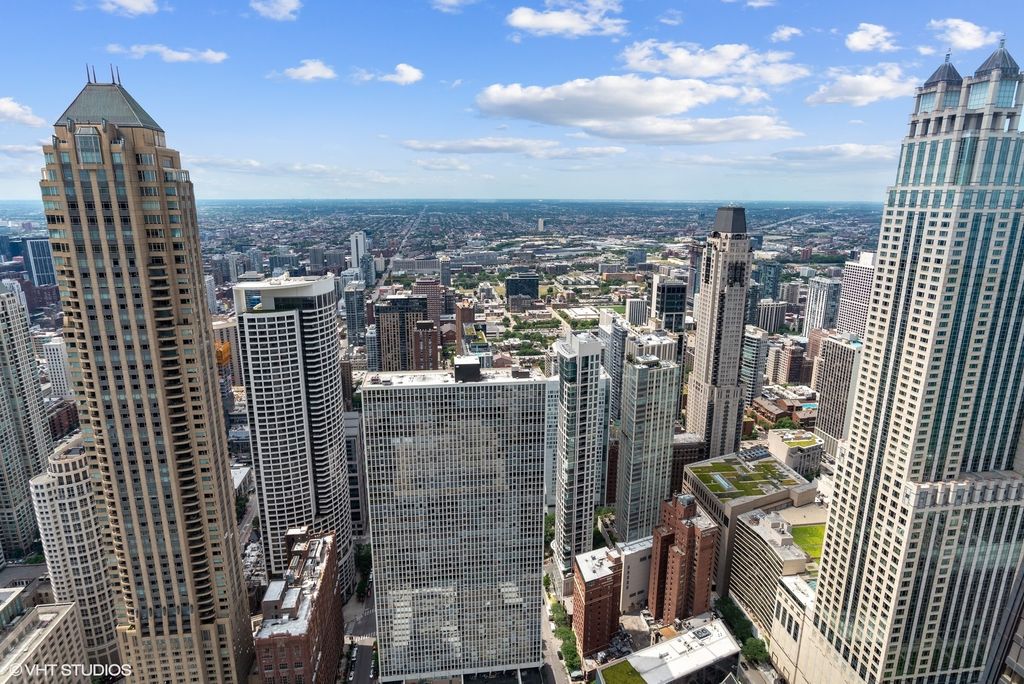 180 E Pearson Street 6401, Chicago, IL 60611 — photo 3
