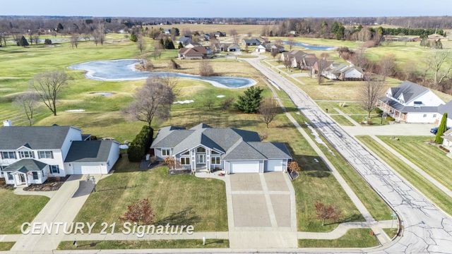 9368 Highland Green Drive, Saginaw, MI 48609