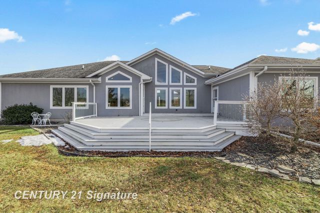 9368 Highland Green Drive, Saginaw, MI 48609