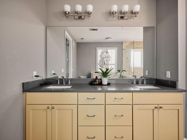 1504 Collier ST 4, Austin, TX 78704