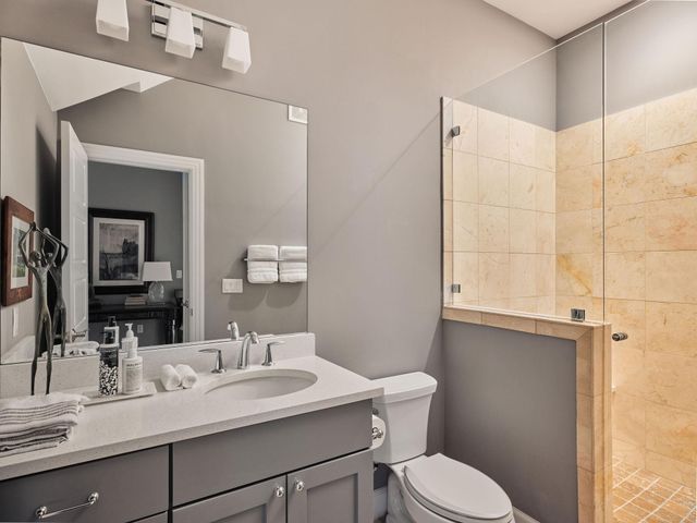 1504 Collier ST 4, Austin, TX 78704