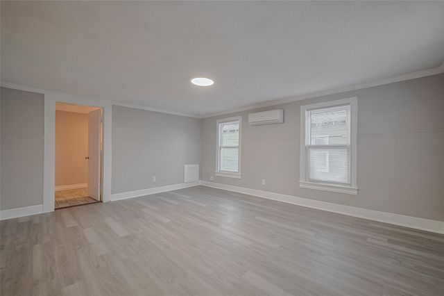 1401 Collier Street 1403, Houston, TX 77023