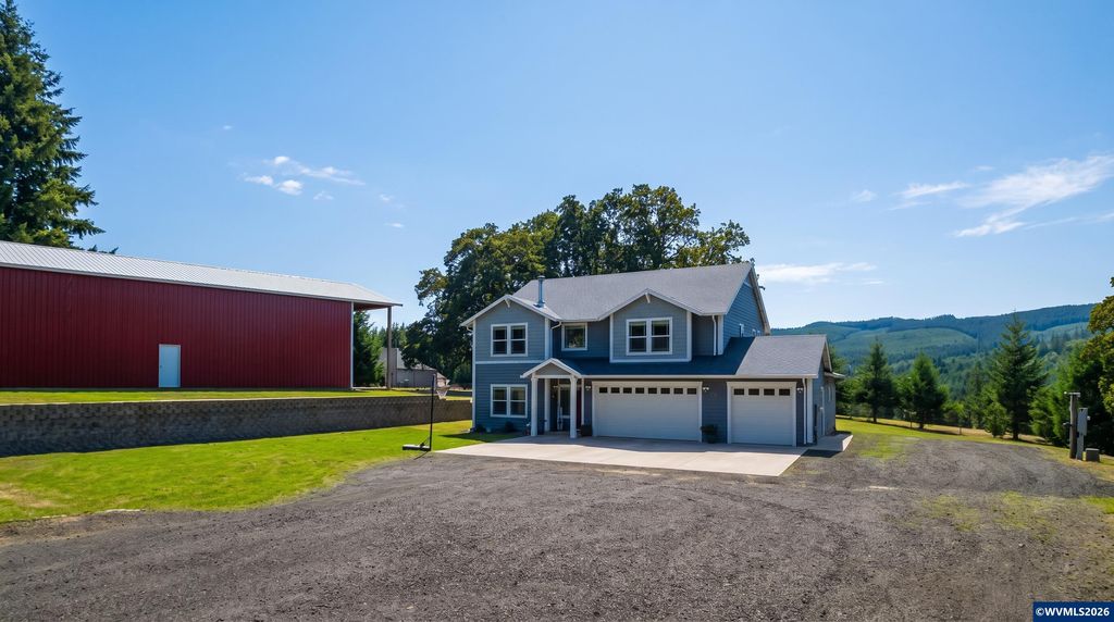 Image 1 of property listing at 1467 Reuben Boise Rd, Dallas, OR 97338