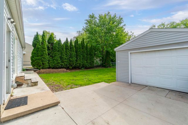 1228 Lyon Avenue, Waterloo, IA 50702