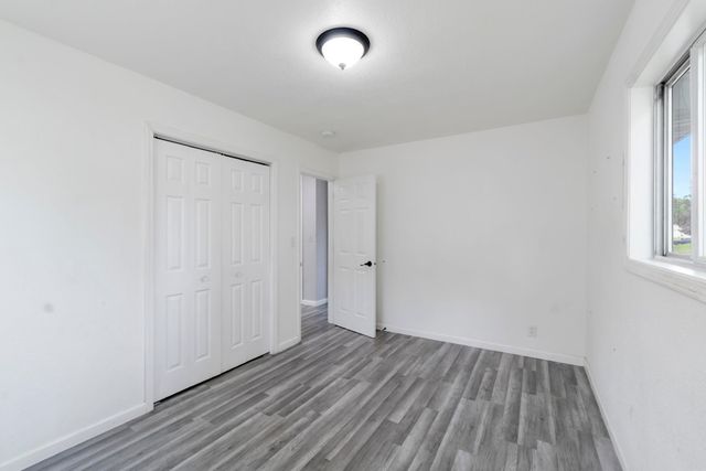 1228 Lyon Avenue, Waterloo, IA 50702