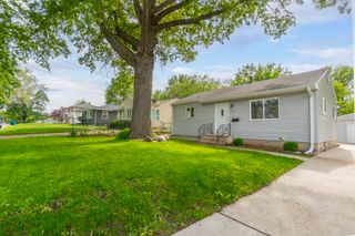 1228 Lyon Avenue, Waterloo, IA 50702