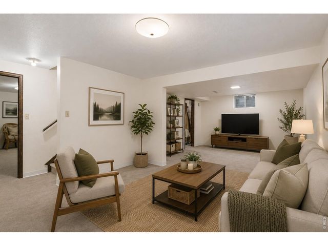 6809 Harvest Rd, Boulder, CO 80301