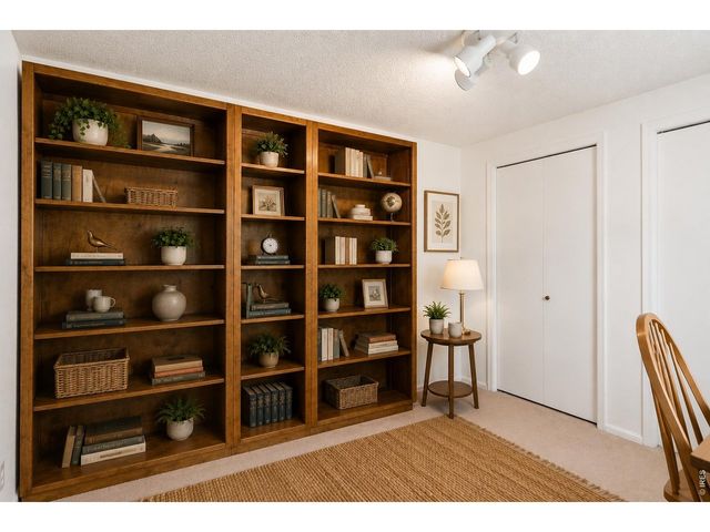 6809 Harvest Rd, Boulder, CO 80301