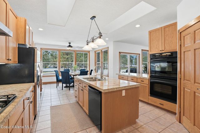 706 N Dundee DR, Post Falls, ID 83854