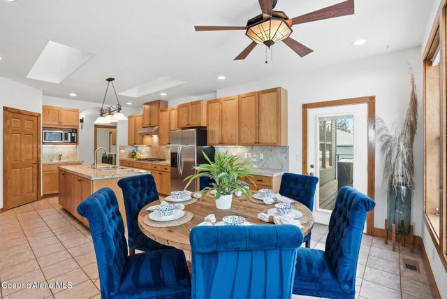 706 N Dundee DR, Post Falls, ID 83854