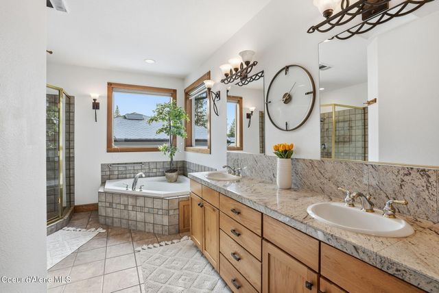 706 N Dundee DR, Post Falls, ID 83854