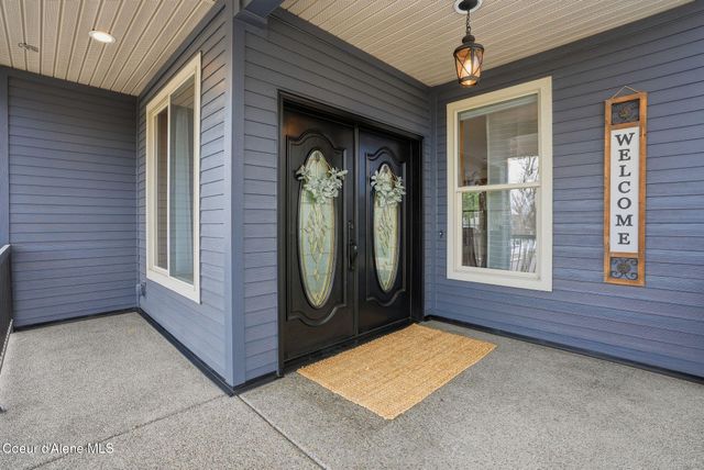 706 N Dundee DR, Post Falls, ID 83854