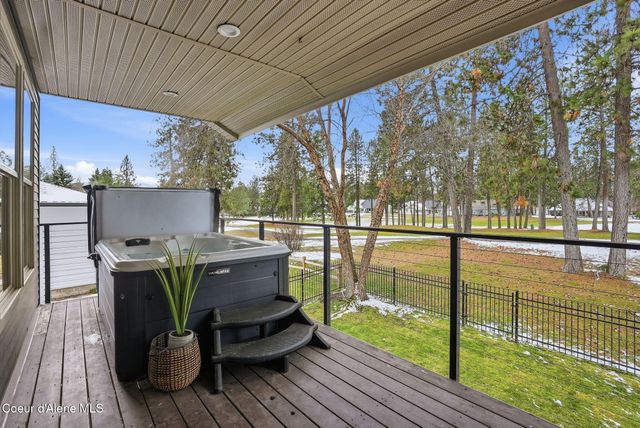 706 N Dundee DR, Post Falls, ID 83854