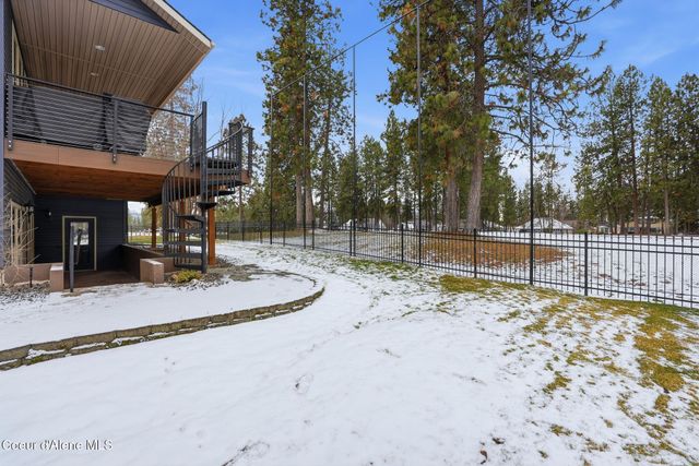 706 N Dundee DR, Post Falls, ID 83854