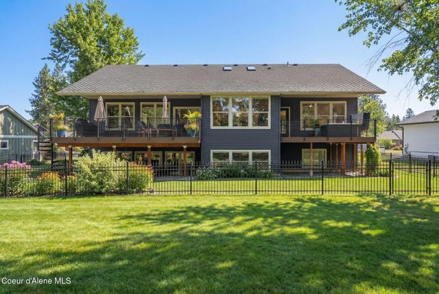 706 N Dundee DR, Post Falls, ID 83854