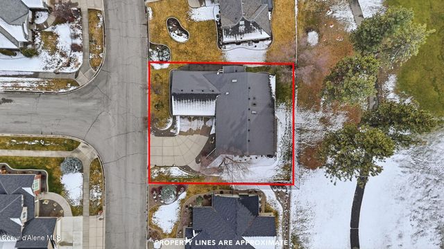 706 N Dundee DR, Post Falls, ID 83854