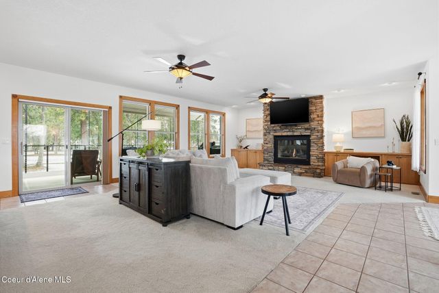 706 N Dundee DR, Post Falls, ID 83854