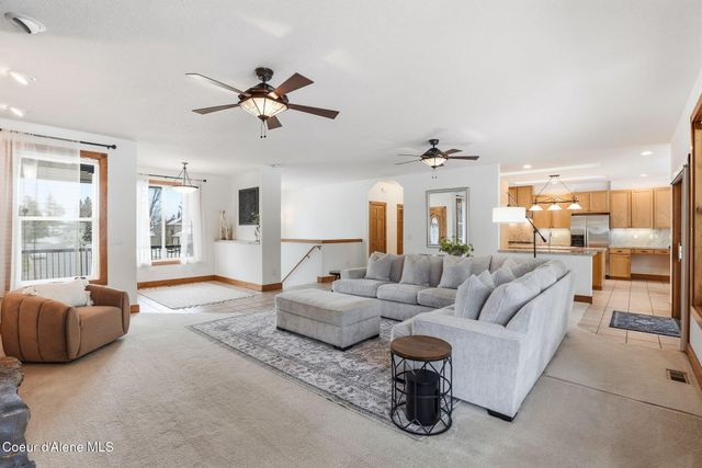 706 N Dundee DR, Post Falls, ID 83854