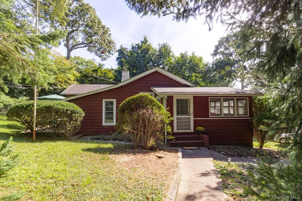 16 Garden Drive, Stony Brook, NY 11790 — photo 2