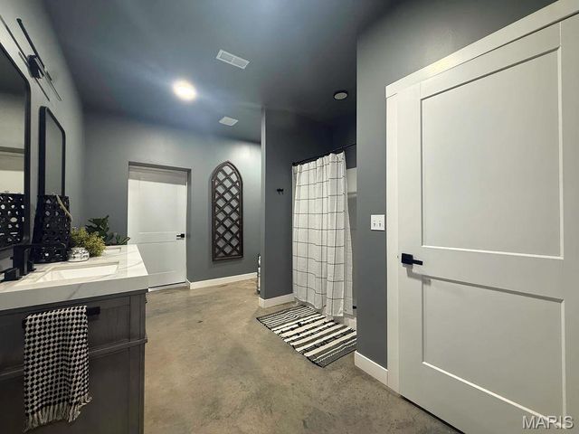 709 Eberhardt, De Soto, MO 63020