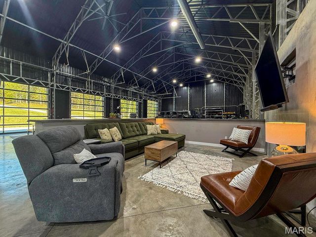 709 Eberhardt, De Soto, MO 63020