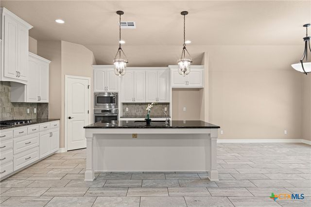 2007 Chamberlain Lane, Temple, TX 76502