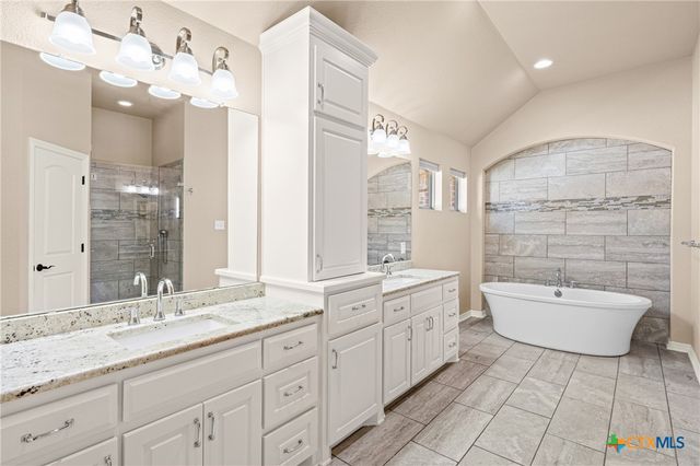 2007 Chamberlain Lane, Temple, TX 76502
